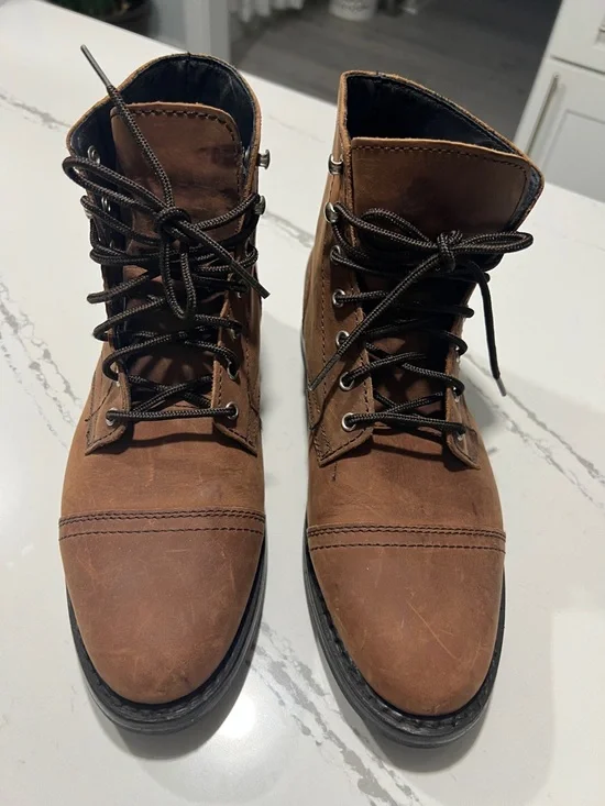 Thursday Boot Company Men's Tan Leather Captain Cap-Toe Lace-Up Boots size 8 - Picture 5 of 15